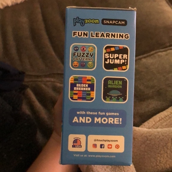 NEW Playzoom Snapcam 2X digital zoom smart camera with fun games ages 4+ - Picture 2 of 5